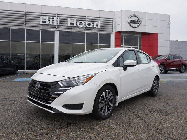 2024 Nissan Versa SV