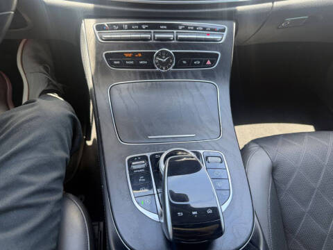 2019 Mercedes-Benz E-Class E 300