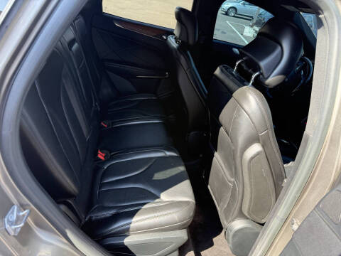 2017 Lincoln MKC Select