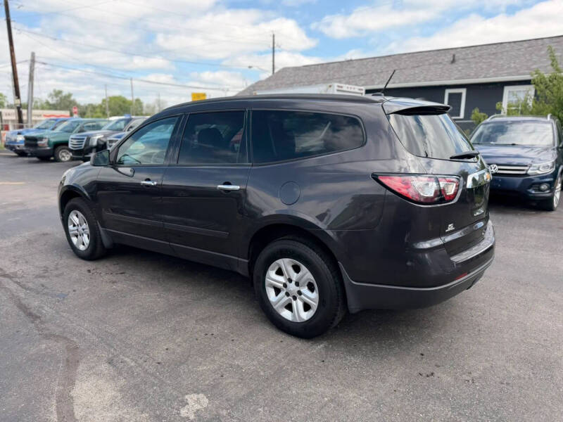 2014 Chevrolet Traverse LS