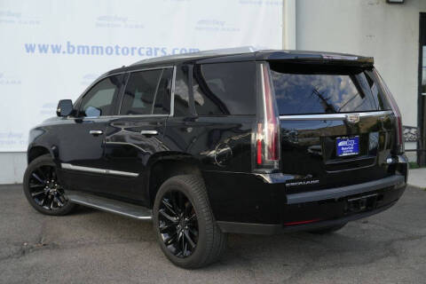 2020 Cadillac Escalade Luxury