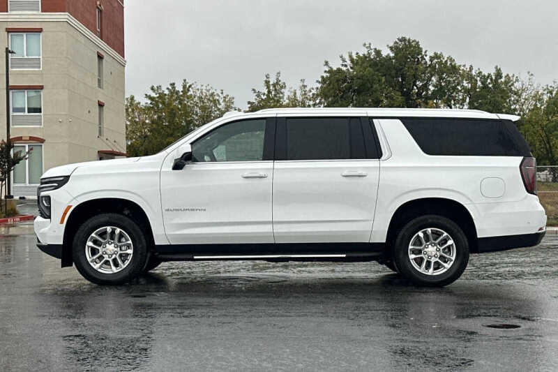 2026 Chevrolet Suburban LS