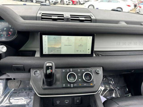 2022 Land Rover Defender 110 S