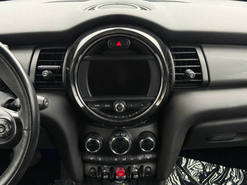 2016 MINI Hardtop 4 Door Cooper