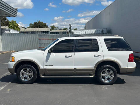 2004 Ford Explorer Eddie Bauer