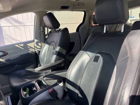 2019 Chrysler Pacifica Touring L