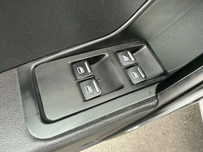 2018 Volkswagen Beetle Convertible