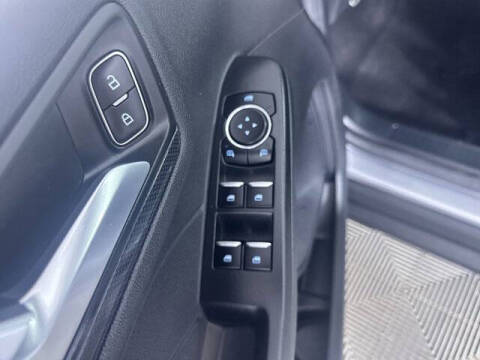 2023 Ford Escape Hybrid ST-Line Select