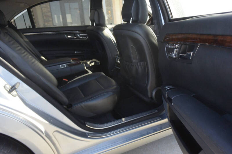 2013 Mercedes-Benz S-Class S 550 4MATIC