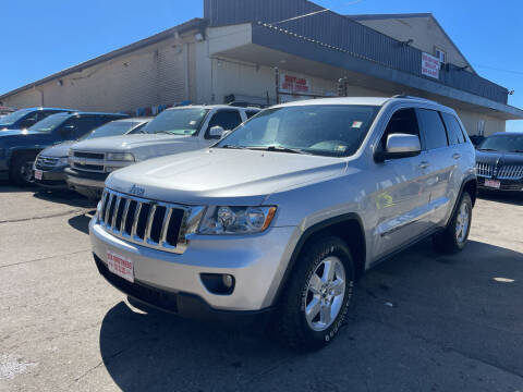 2011 Jeep Grand Cherokee for sale at Six Brothers Mega Lot in Youngstown OH