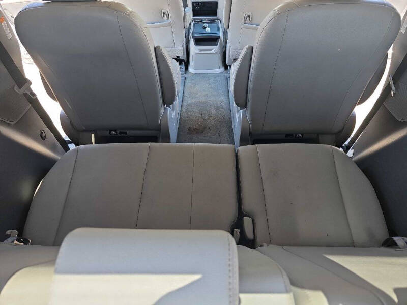 2017 Toyota Sienna XLE 7-Passenger