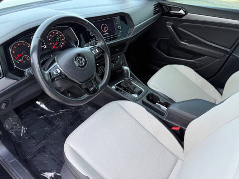 2019 Volkswagen Jetta R-Line