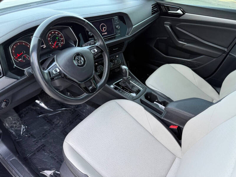 2019 Volkswagen Jetta R-Line