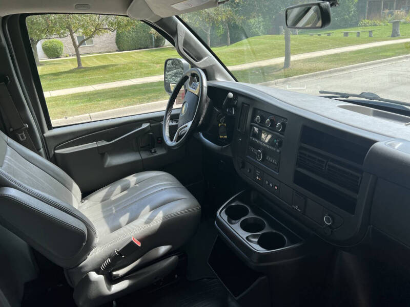 2019 Chevrolet Express 2500
