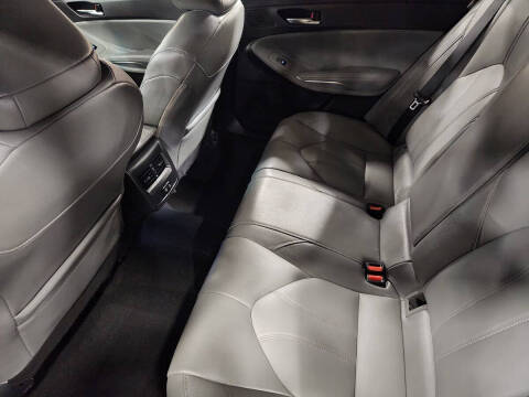 2021 Toyota Avalon Hybrid XLE