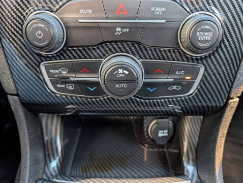 2017 Dodge Charger SXT