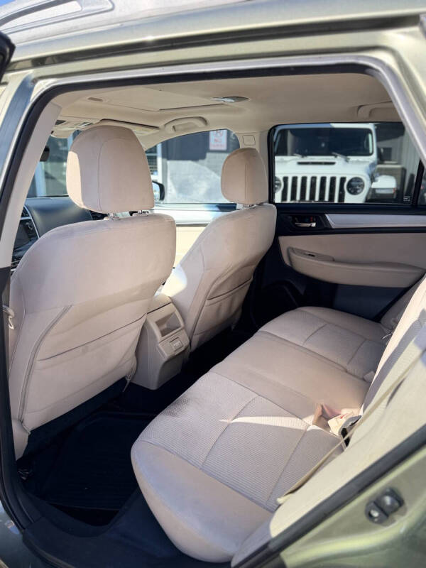 2018 Subaru Outback 2.5i Premium