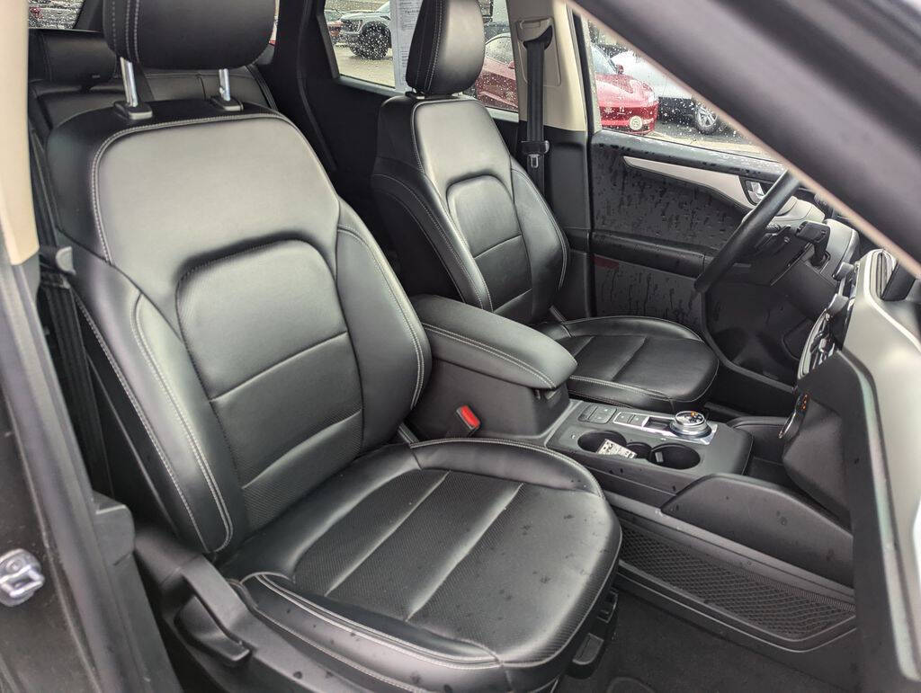 2020 Ford Escape for sale at Axio Auto Boise in Boise, ID