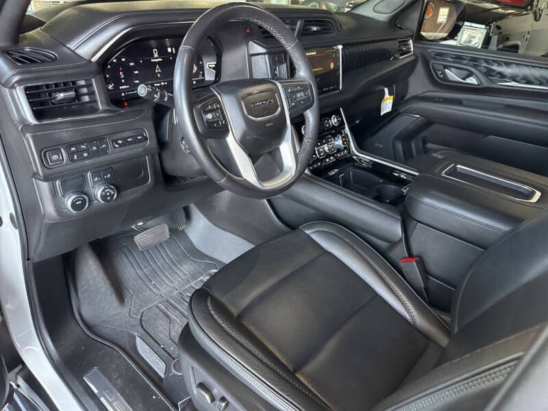 2022 GMC Yukon Denali