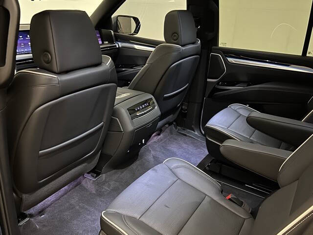 2025 Cadillac Escalade Sport