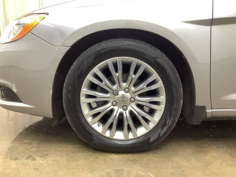 2013 Chrysler 200 Limited