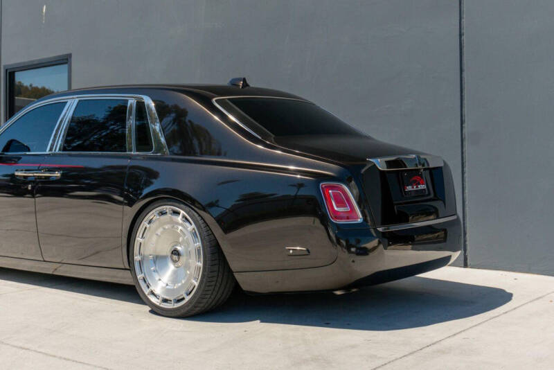 2021 Rolls-Royce Phantom