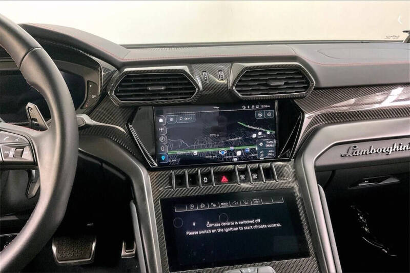 2023 Lamborghini Urus S