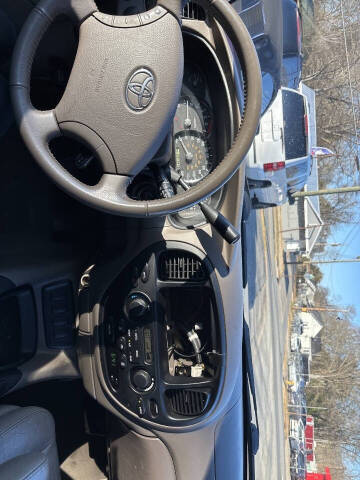 2006 Toyota Sequoia SR5