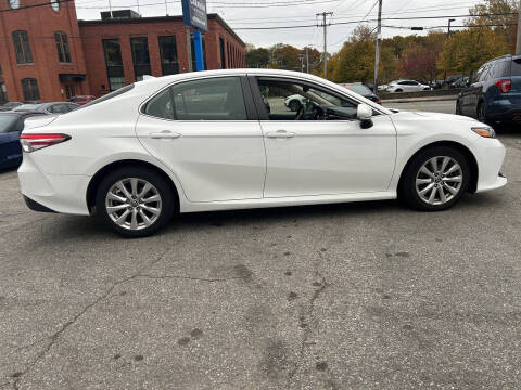 2019 Toyota Camry LE