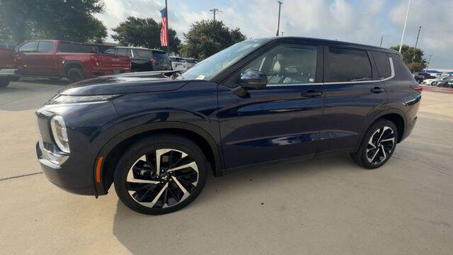 2024 Mitsubishi Outlander SE