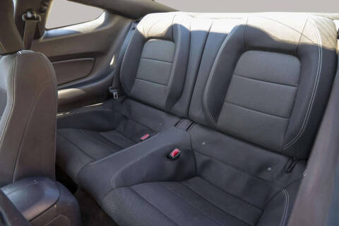 2016 Ford Mustang V6