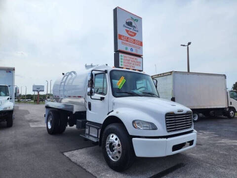 2016 Freightliner M2 106