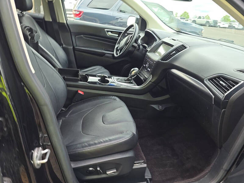 2016 Ford Edge Titanium