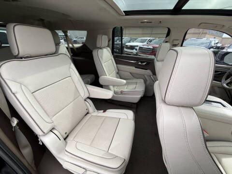 2022 GMC Yukon XL Denali
