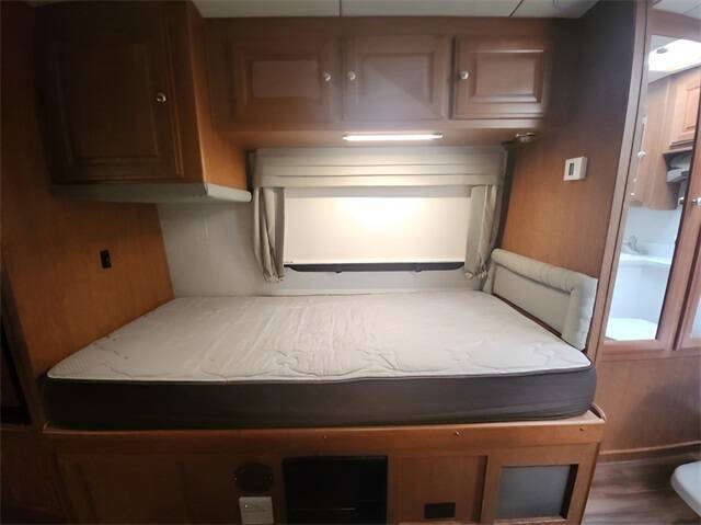 2019 Ford E-Series E-450 SD