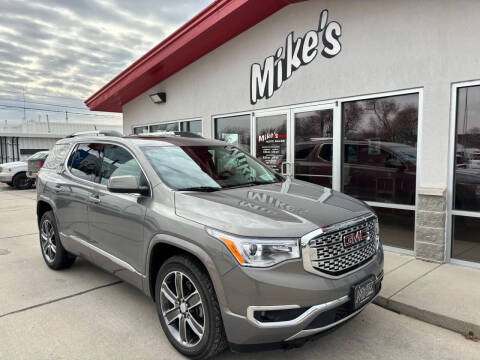 2019 GMC Acadia Denali