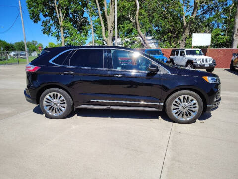 2020 Ford Edge Titanium