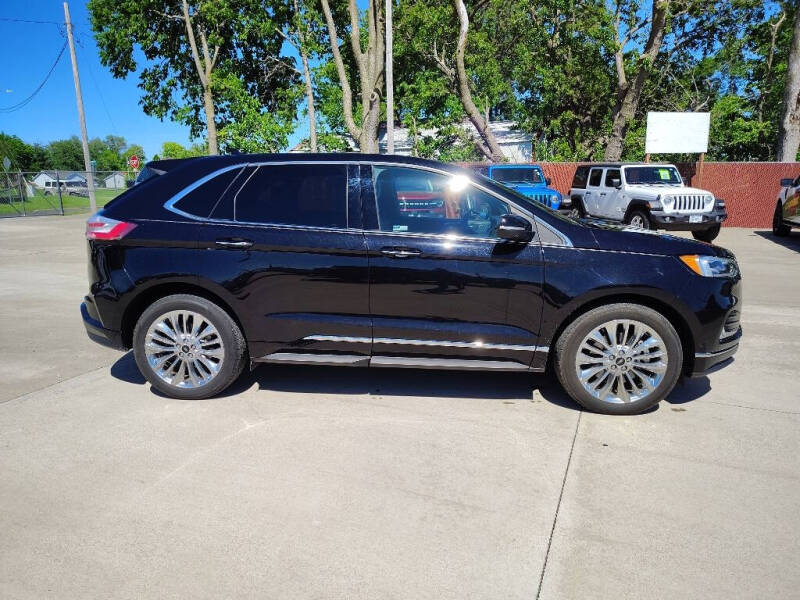 2020 Ford Edge Titanium