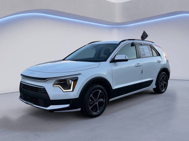2023 Kia Niro EX