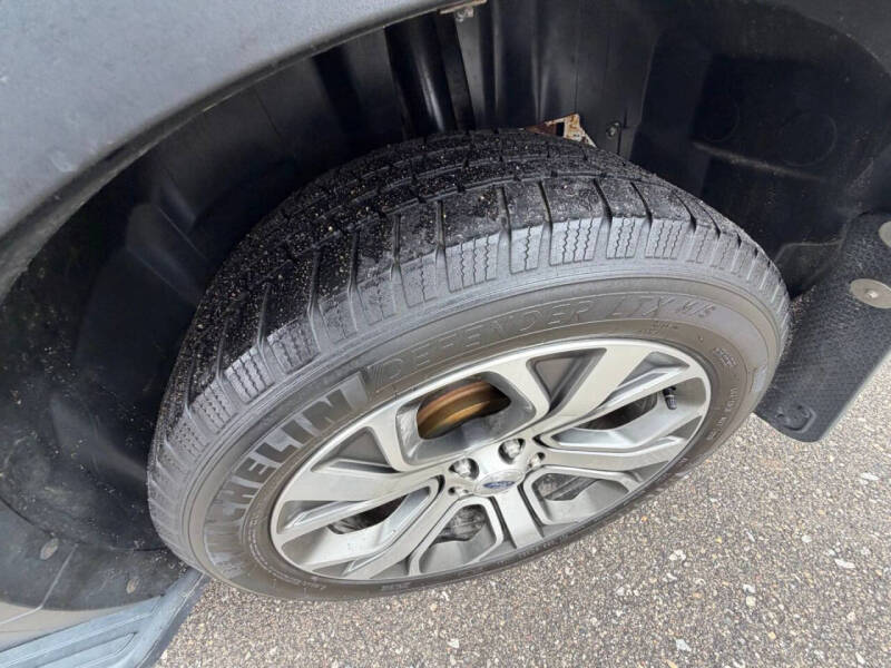 2019 Ford Explorer Platinum
