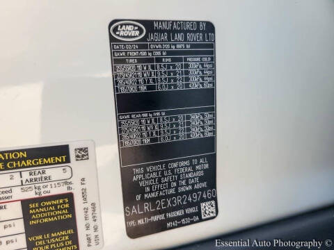 2024 Land Rover Discovery P300 Dynamic SE