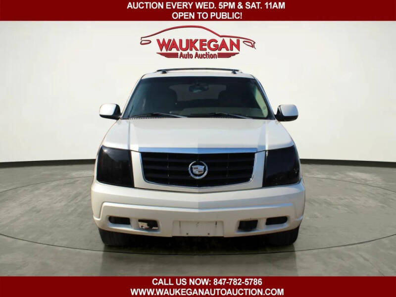 2004 Cadillac Escalade