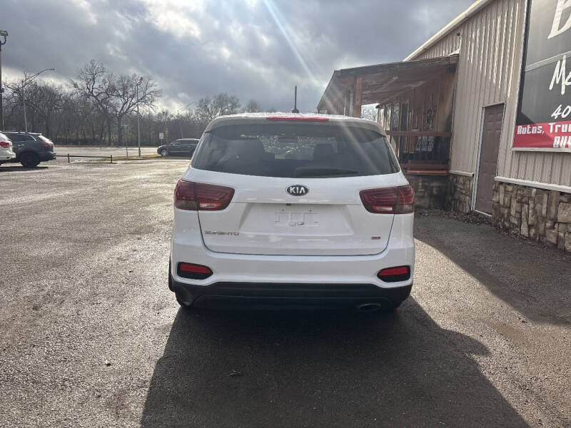 2019 Kia Sorento LX