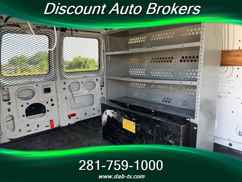 2011 Ford E-Series E-250