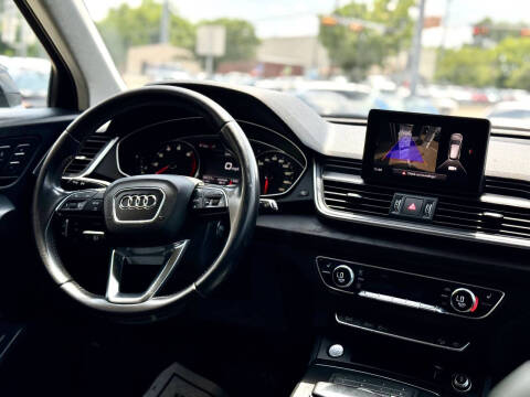 2019 Audi Q5 quattro Premium 45 TFSI