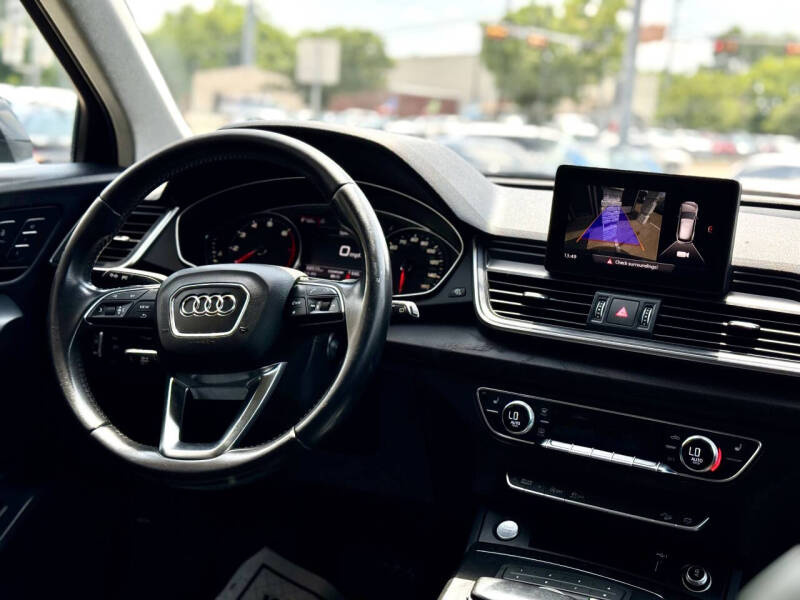 2019 Audi Q5 quattro Premium 45 TFSI