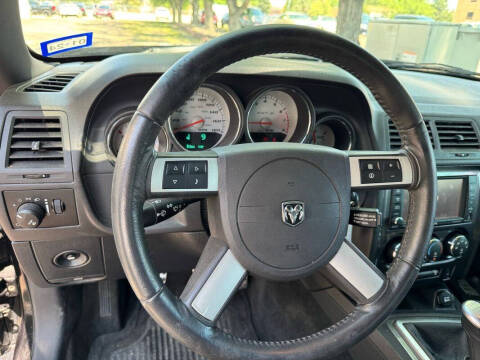 2009 Dodge Challenger SRT8