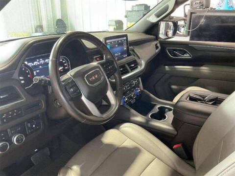 2021 GMC Yukon SLT