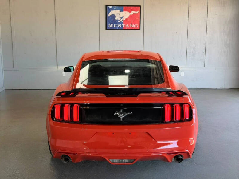 2015 Ford Mustang V6