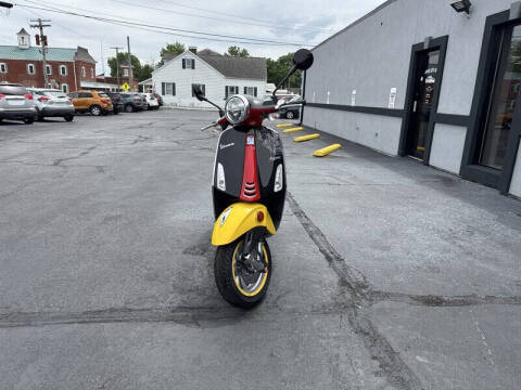 2023 Vespa Mickey Mouse Ltd
